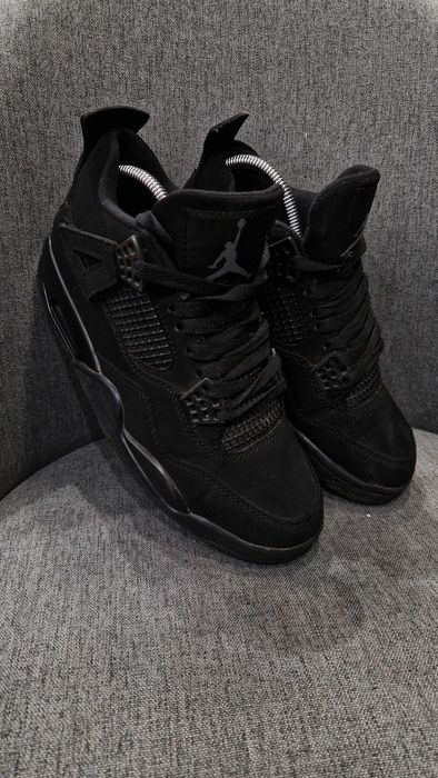 Оригинални мъжки маратонки- Jordan 4