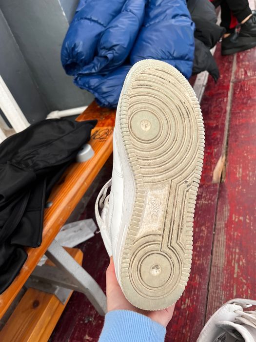 Air force 1 mid conditie 9/10 sunt putin murdari