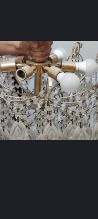 Продам люстру в хорош