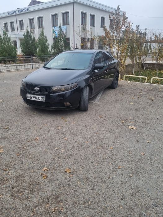 Avtomobil kia forte