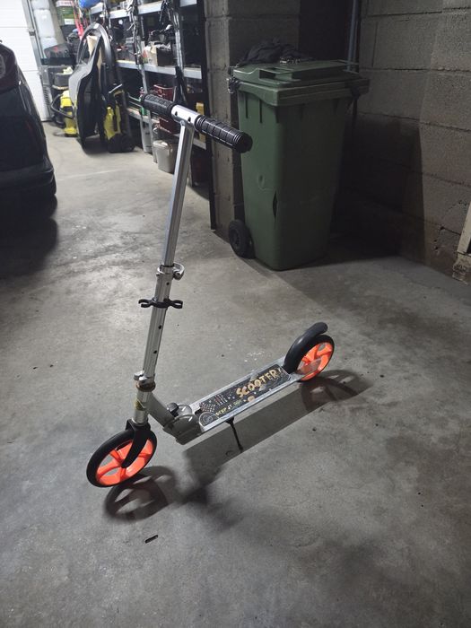 Trotineta copii Scooter.