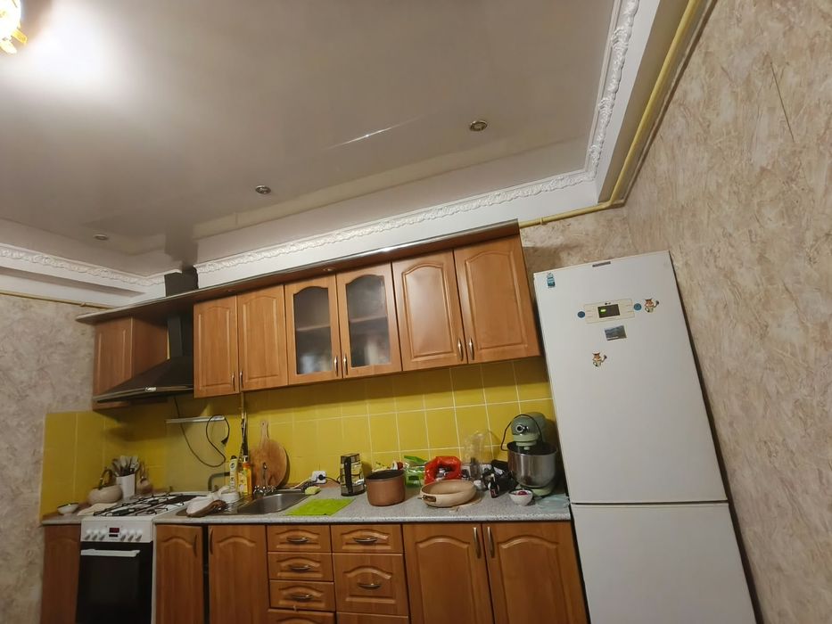 Сдается комната в 4 комнатной квартире
