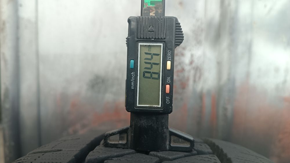 225/70/15 С Bridgestone