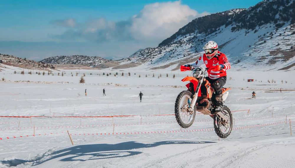 Промоция Fimi X8 Tele Max, 20 км, 47 мин,30 zoom, 48Mp, двойна камера