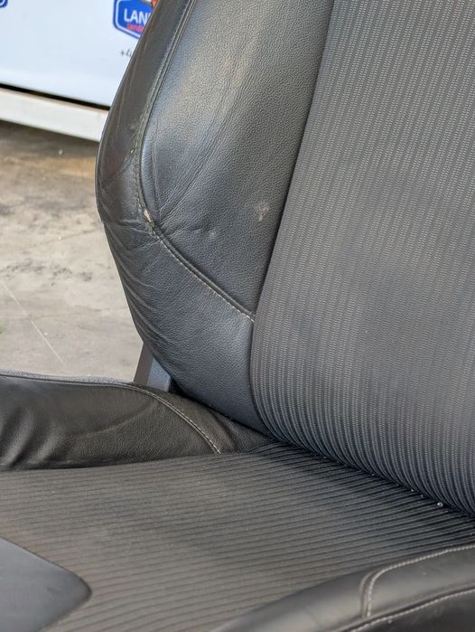 INTERIOR PIELE + TEXTIL / SCAUNE + BANCHETE FORD FOCUS MK3 2013 1.6 DIESEL UNIVERSAL COD OEM 1839386 / 1824828 / 1824830 / 1824826 / 2011-2015