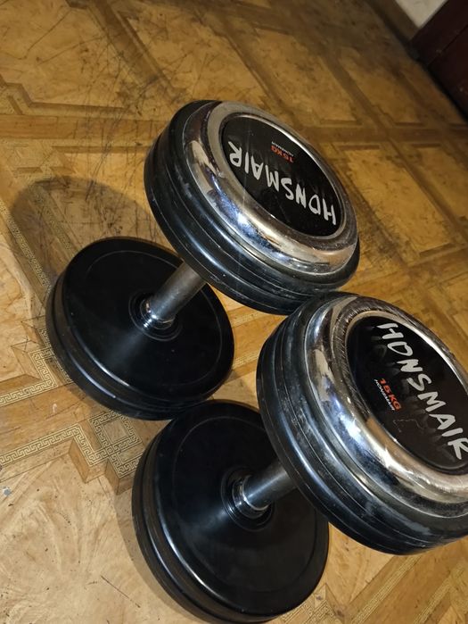 Продам гантели по 15кг