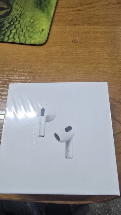 Наушник airpods 3rd