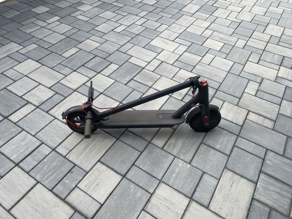 Trotineta electrica Xiaomi M365