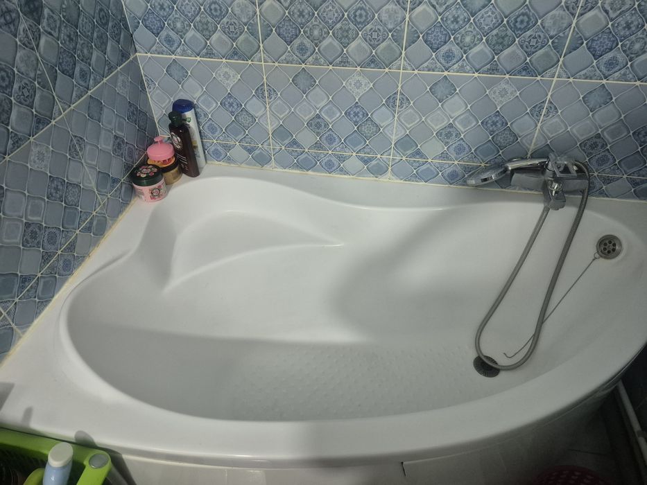 Срочно продам ванну