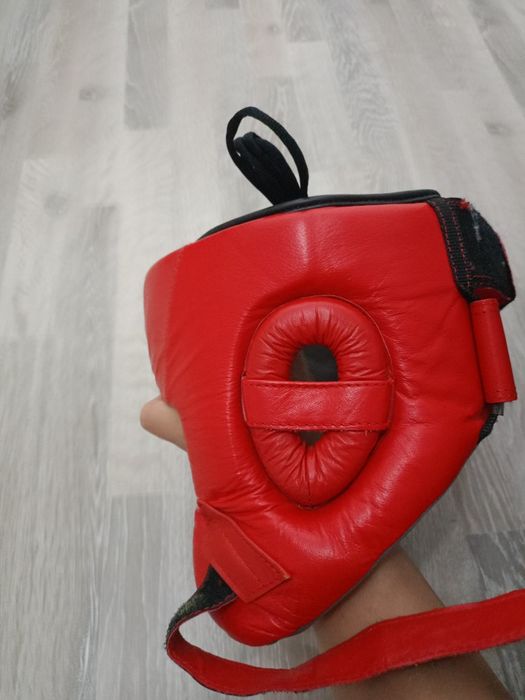 Продам шлем для бокса