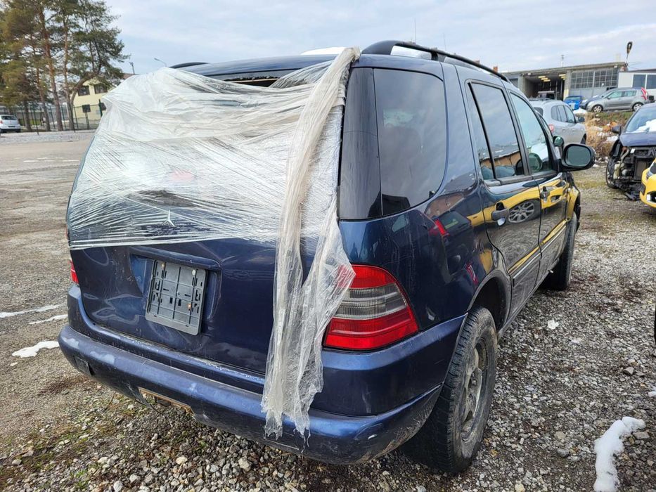 Mercedes-Benz ML W163 , Мерцедес МЛ на части!
Февруари 1999