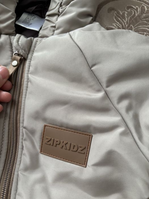 Продам осенний комбинезон в отличном качестве