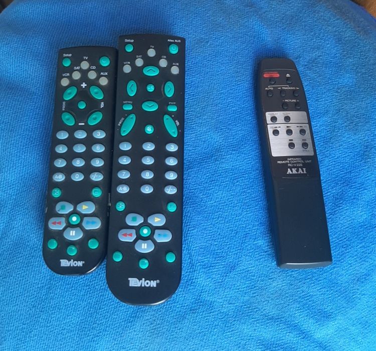 Vând telecomandă originală panasonic videorecorder telecomenzi