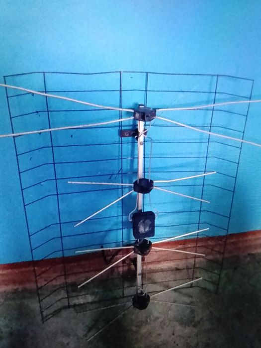 Продам антенну в отличном состоянии