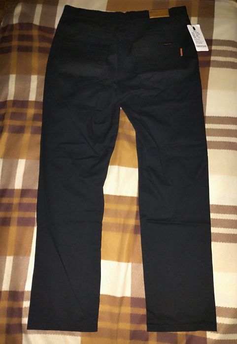 Джинсы новые 32 размер