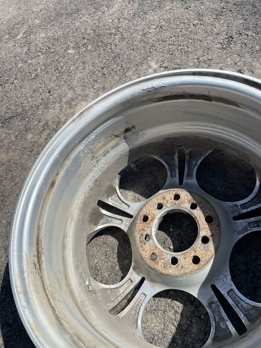 Титановый диски.