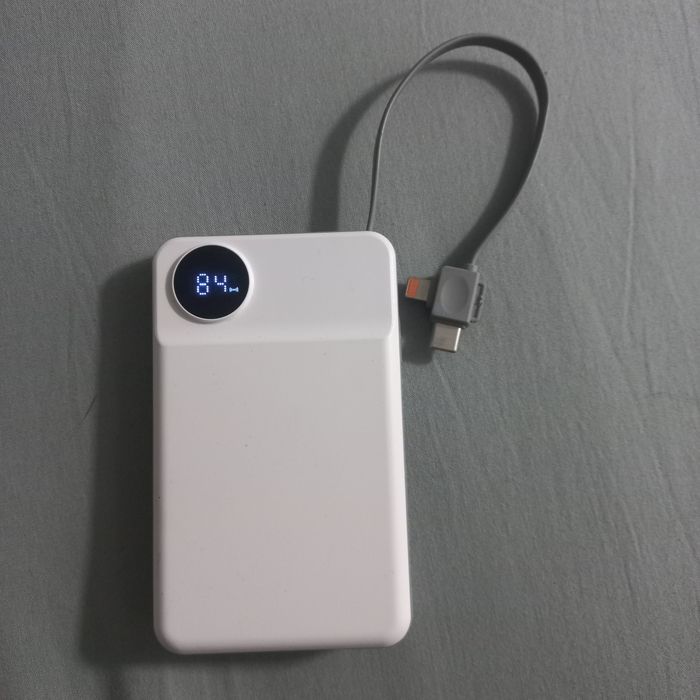 Отдам бесплатно повербанк за ненадобностью