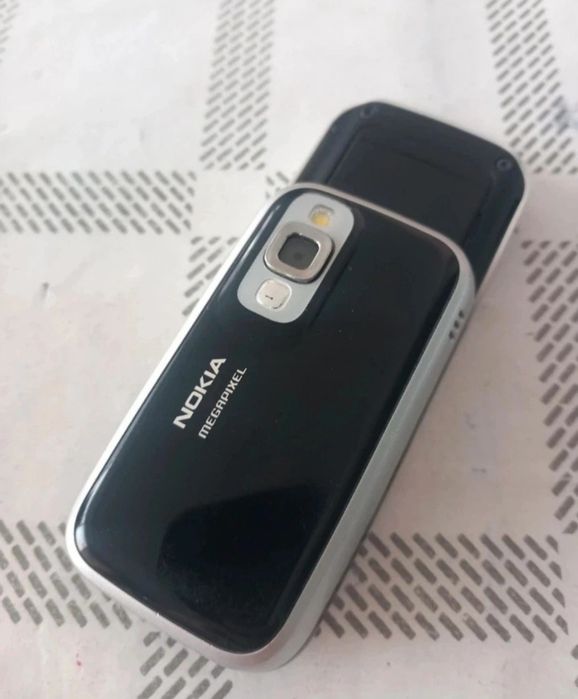 Telefon Colectie Nokia 6111 , Liber retea , stare exceptionala , incarcator