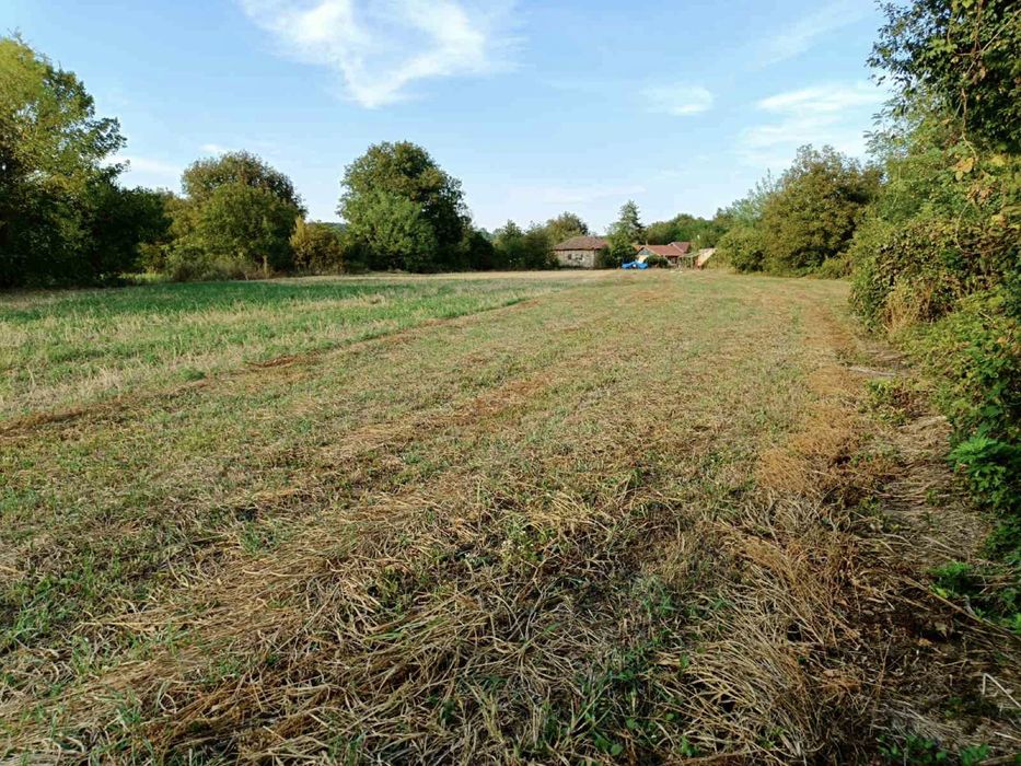 Продава се Парцел в с. Къпиново, Област Велико Търново - 1870 кв.м за 10 €/кв.м - Снимка #2