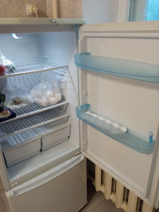 Продам холодильник