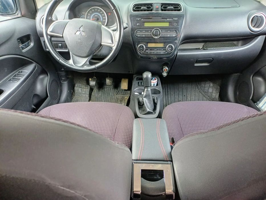 Mitsubishi Space Star Mitsubishi Space Star 1.2 benzina,  5 locuri