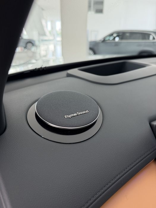 Geely EX5-EMi.