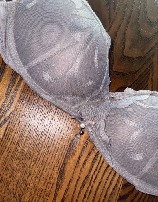 Sutien Intimissimi – mărime mică, elegant și super confortabil