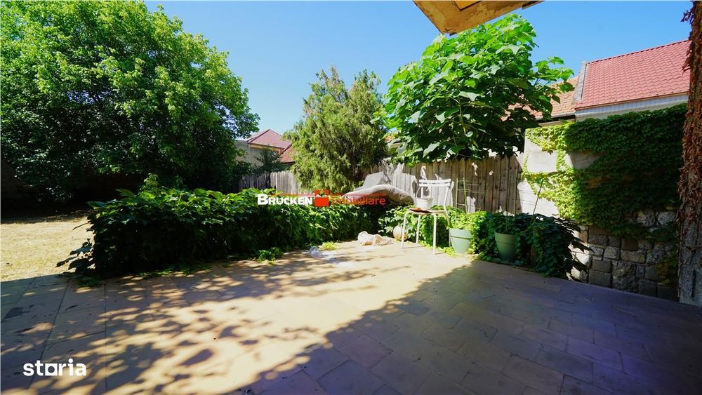 Apartament La Casa |  3 Camere | Curte Proprie