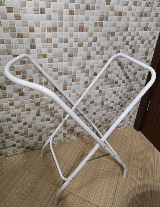 Бебешка вана със стойка Moni