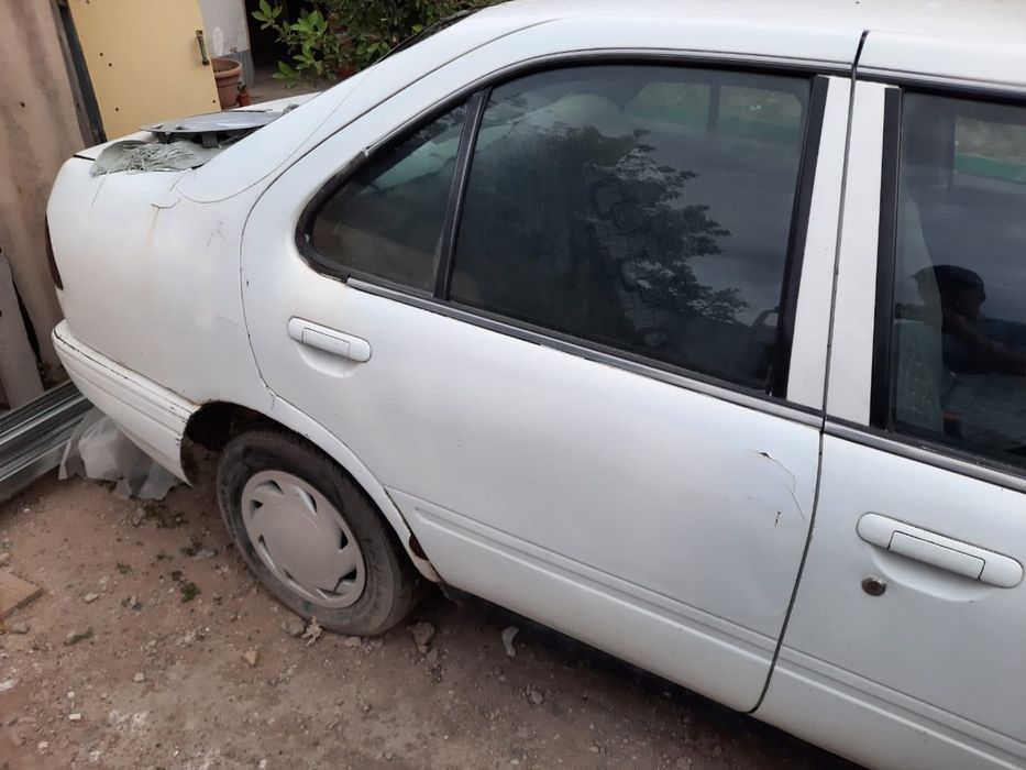 Продам машину ниссан санни