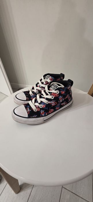Vand Converse marimea 33