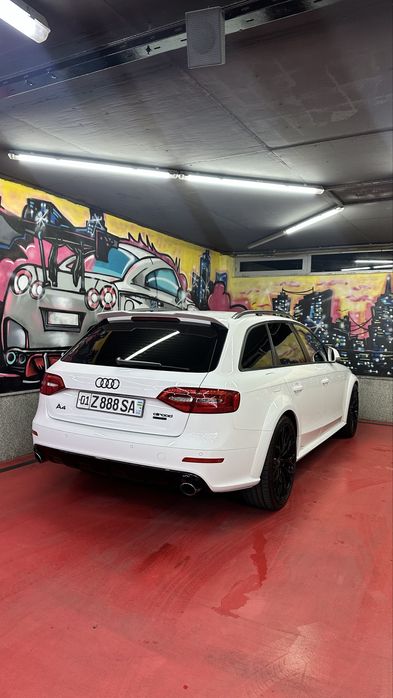 Прдаю свою Audi Вагон А4 quattro Allroad