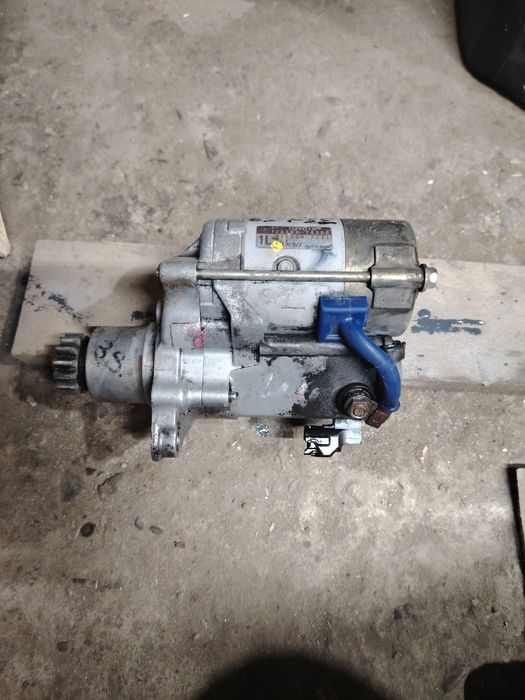 Продам стартер на ДВС 3sfe