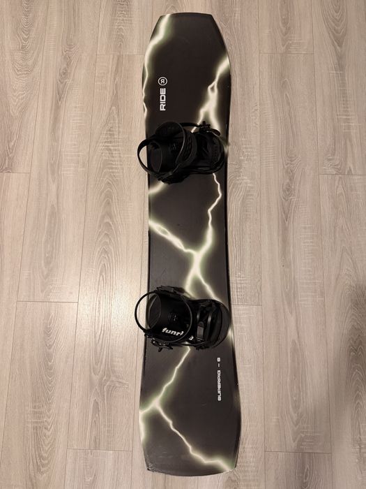 Placa snowboard Ride Super Pig 2025