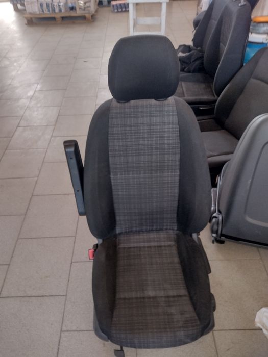 Scaun(bancheta) simplu pasagerMercedes vito 2016