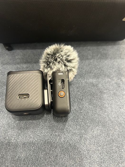 Продам петличку dji одну