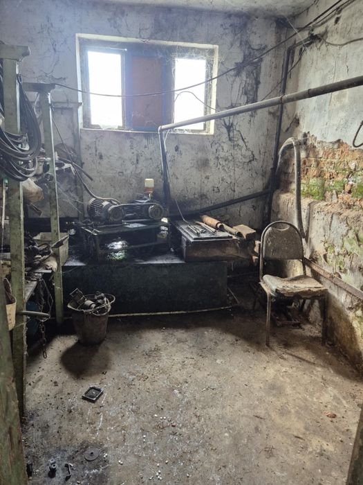 Кравеферма  със оборудване