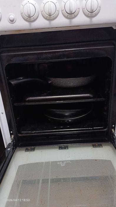 Продам электроплиту