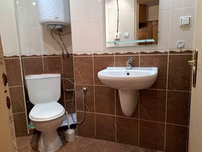 Дава се под наем Тристаен апартамент в Пловдив, Център - 110 кв.м за 450 € - Снимка #6