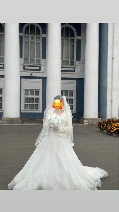 Продам новое свабедное платье