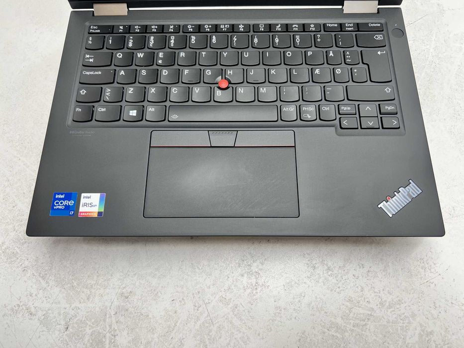 реновиран лаптоп Lenovo ThinkPad X13 Yoga Gen 2 13.3" touch i7-1185G7 16GB 1020GB с гаранция