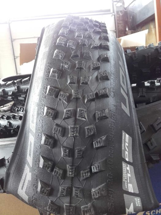Вело гуми  27.5x2.10 ROCKET RON SNAKESKIN EVOL. TL-E HS438