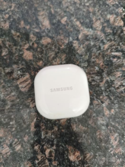 Samsung Galaxy Buds FE  .
Xolati :ideal 
Qirilmagan