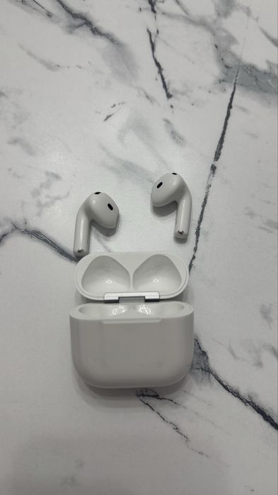 Airpods 4  ozim ishlatgaman srochna sotaman tel qisela yana gaplashami