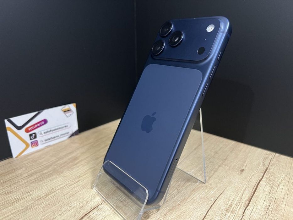 iPhone 17 Pro Max Deep Blue 256Gb Second-Hand 3 ani garanție, Telefoan