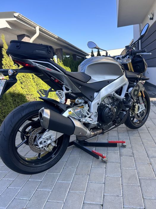 Aprilia Tuono V4 RR APRC 2016