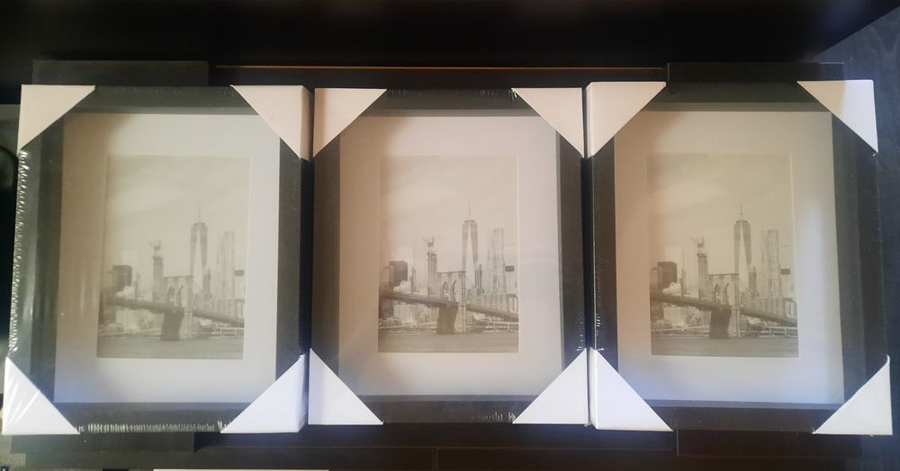 Три броя рамки за снимки