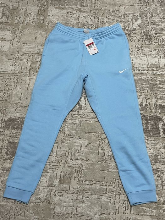 pantaloni nike solo swoosh