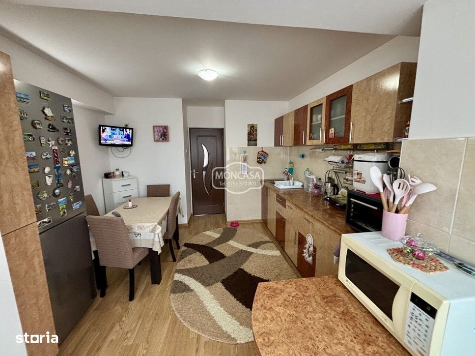 Apartament 3 camere decomandat zona ultracentrala-Romarta