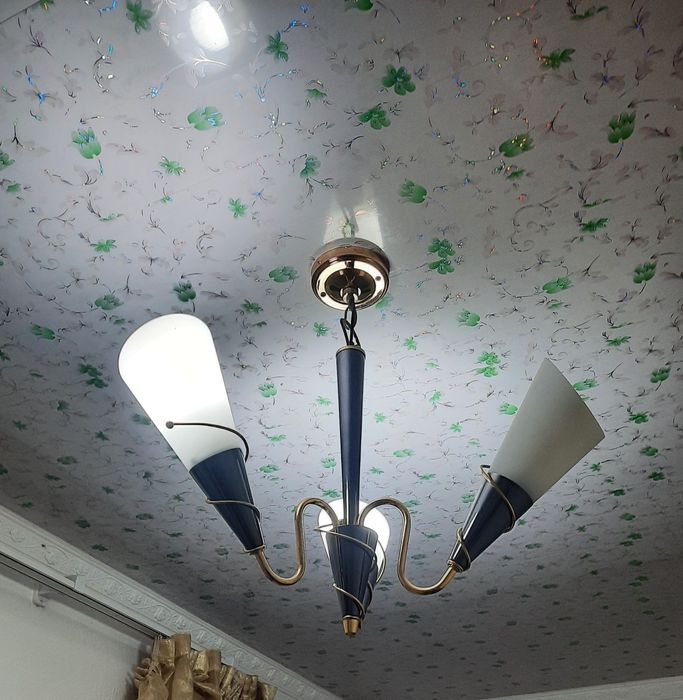 Люстра для зала !